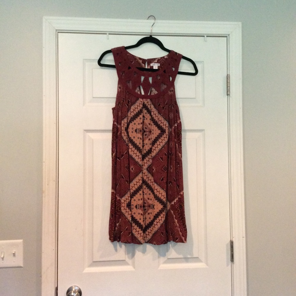 xhilaration sleeveless top